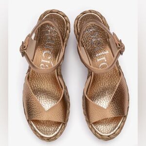 Pedro Garcia Doina, Metallic Gold Platform Sandals, Imported From Spain Size 8